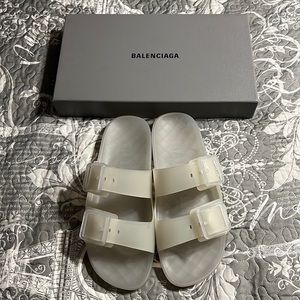Men’s Balenciaga Pool slides